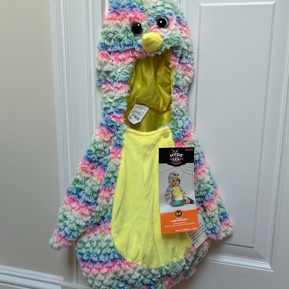 NWT ostrich baby Halloween costume